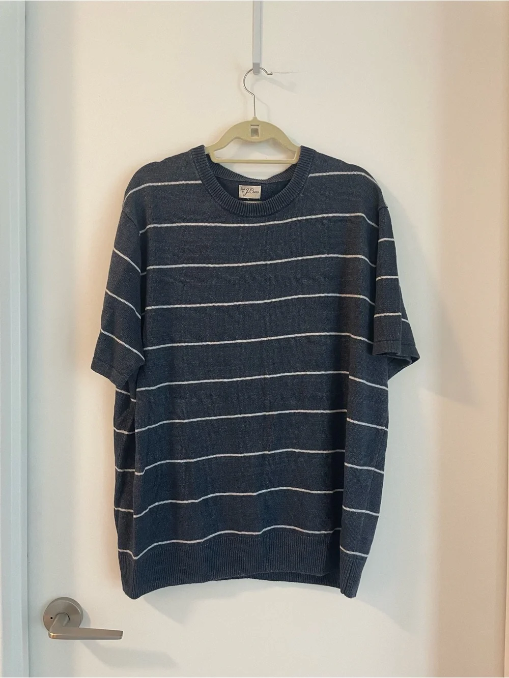 J. Crew Men’s Navy and White Striped Short Sleeved Linen Sweater NWOT